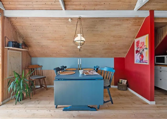 Дом отдыха Lovely In With Wifi